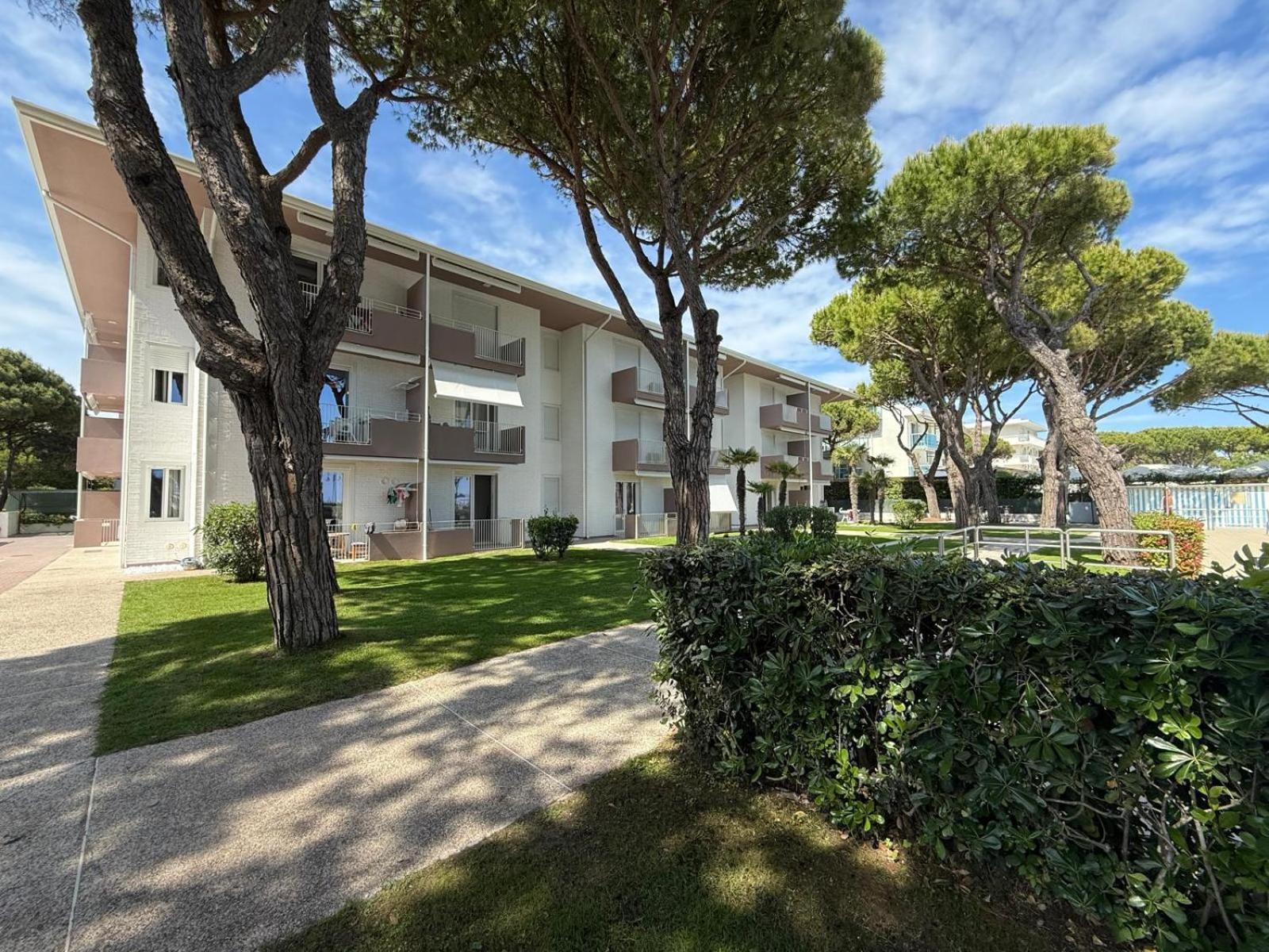 Residence Garden -Walterigato Apartments Solo Per Famiglie Lido di Jesolo Exterior foto